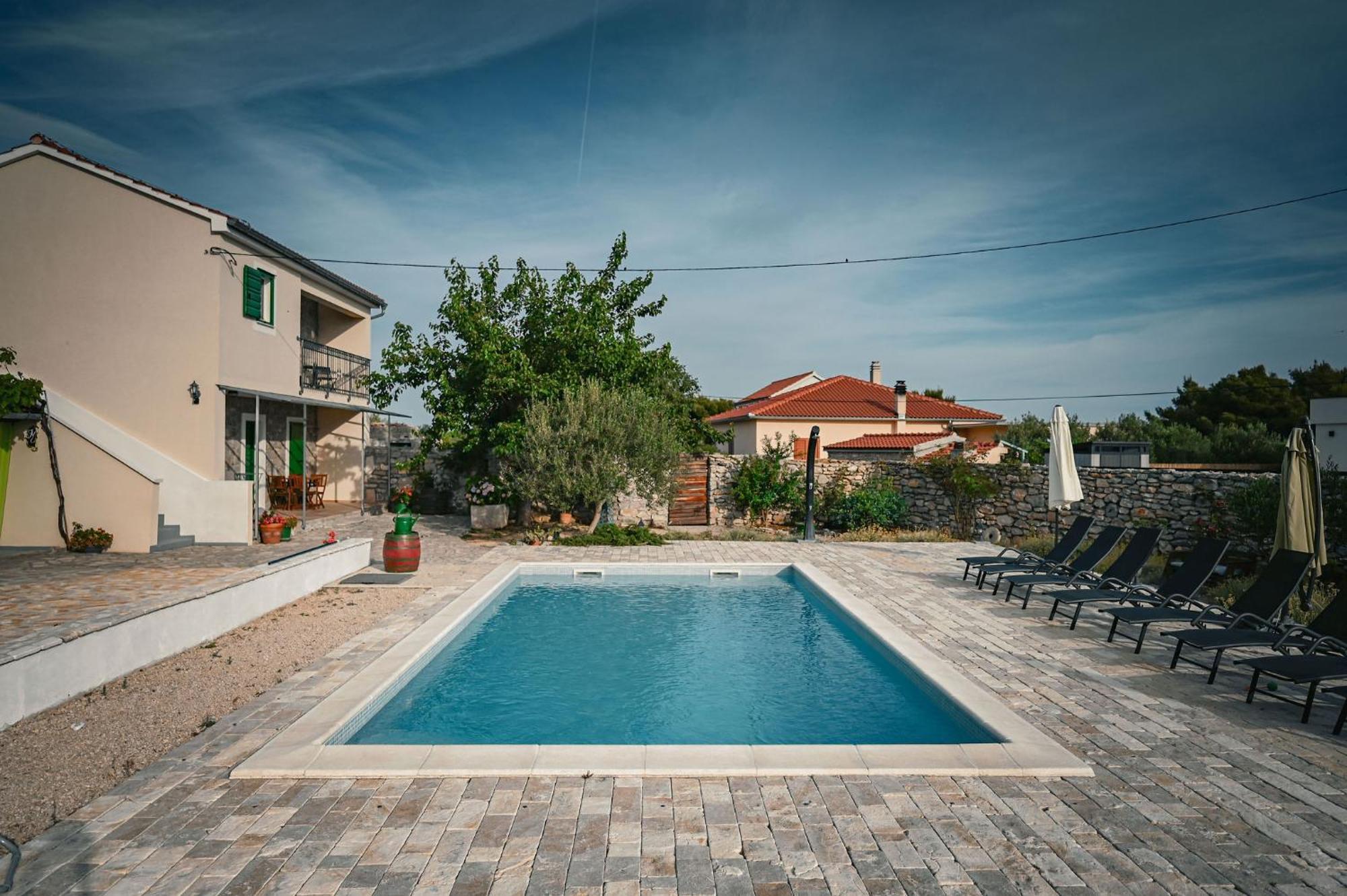 Bed and Breakfast Marcelovi Dvori à Pirovac Extérieur photo